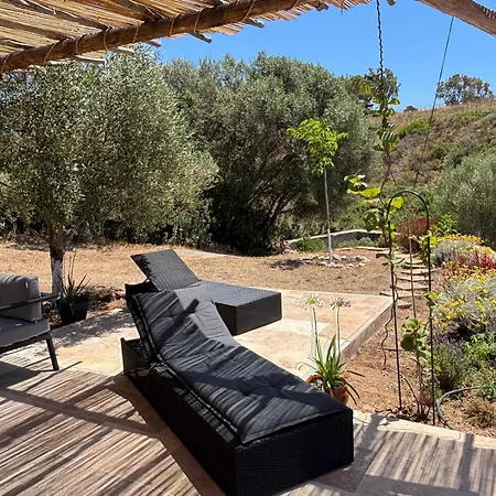 Bord De Lava Villa